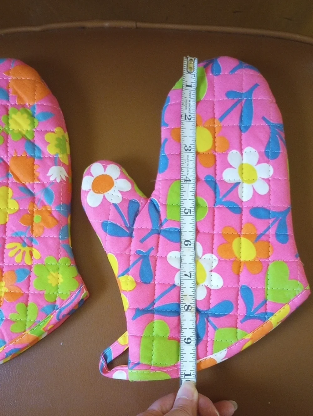 2 Vintage Retro Colorful Floral Oven Mitts. Pink Green Orange Yellow Blue White